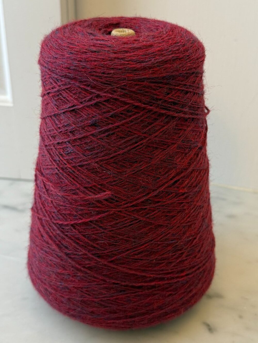 JaggerSpun Maine Highland Heather CRANBERRY 2/8 Wool 1 LB Cone Weaving Knitting - Picture 2 of 5